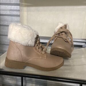 Women's Tan Fur-Lined Ankle Boots